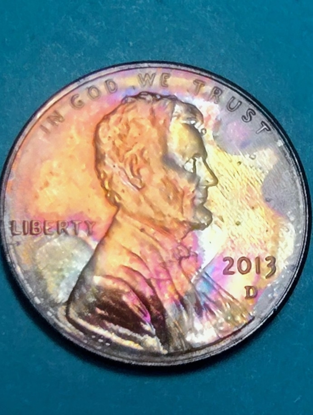 2013-D Toned Iredescent Lincoln Shield Penny. Excellent Condition. #0523